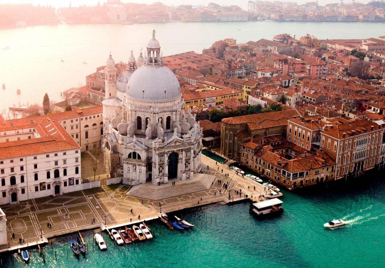 chiesa madonna della salute a venezia