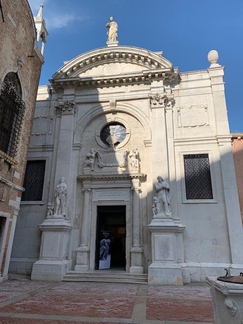 Facciata della Chiesa dell'abbazia della Misericordia