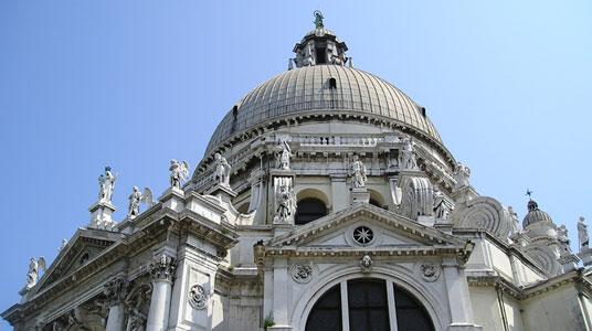chiesa madonna della salute esterni