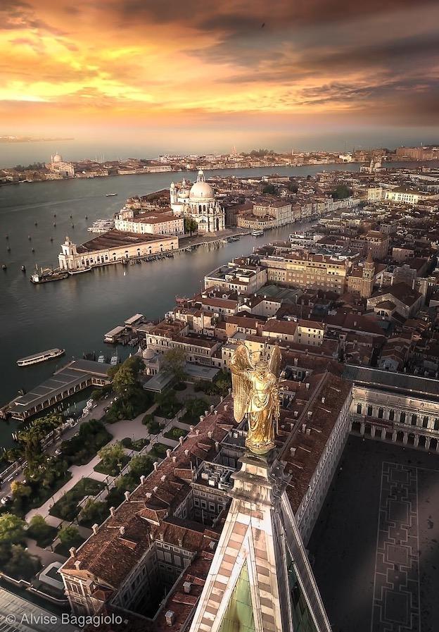 La Chiesa della Salute, vista dal campanile di San Marco
