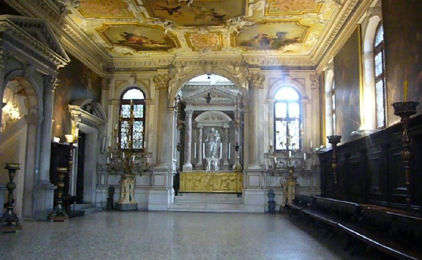 Scuola grande dei Carmini, la sala capitolare