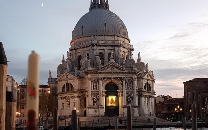 Basilica della Salute di sera