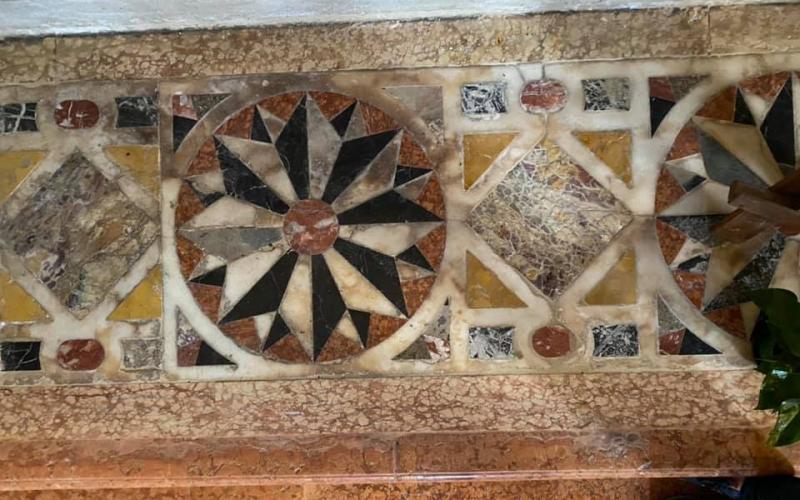 Chiesa dell'Arcangelo Raffaele, a Venezia, pavimenti altare