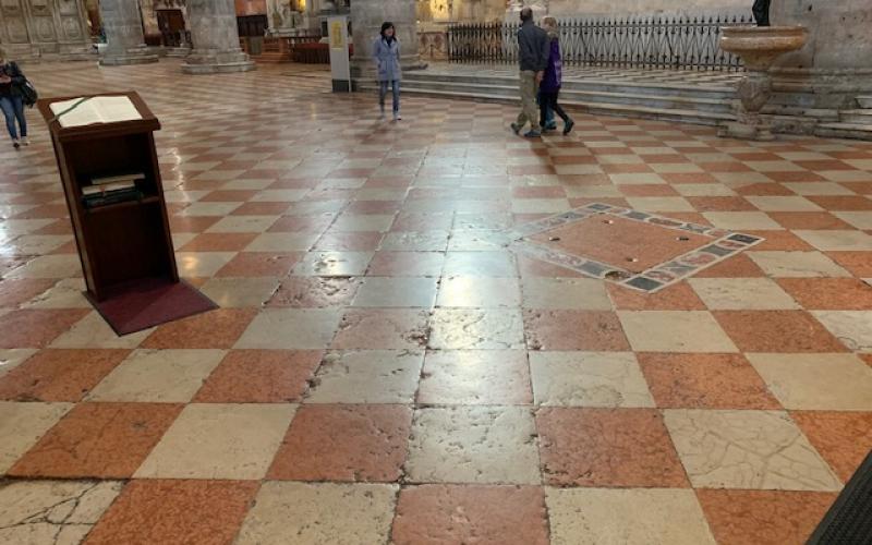 I pavimenti della Chiesa dei Frari a Venezia