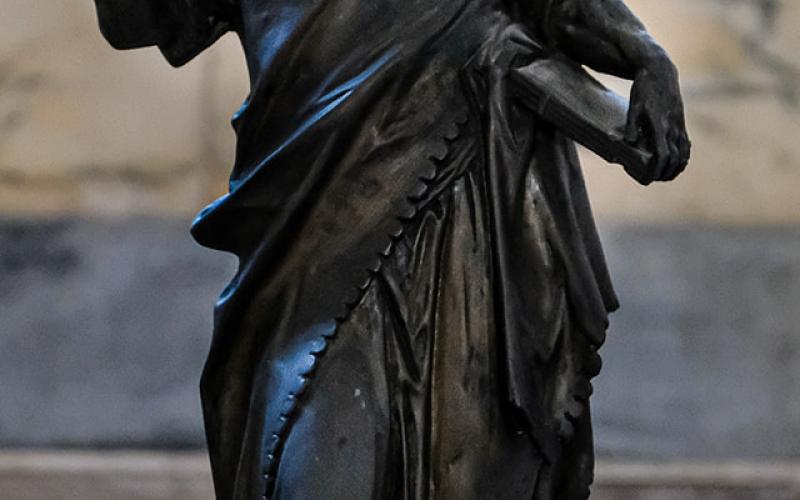 Statua di San Pietro nella Chiesa dei Miracoli 