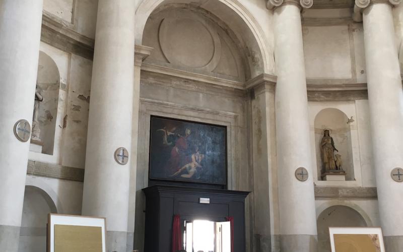 Chiesa della Maddalena, pavimento interno 