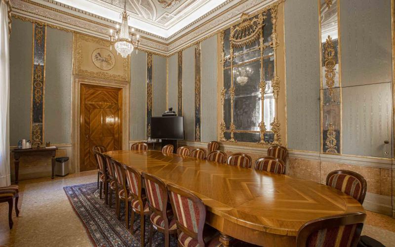 Palazzo Dolfin Manin, gli interni
