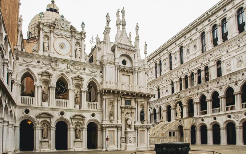 Palazzo Ducale, arco Foscari visto dal cortile interno