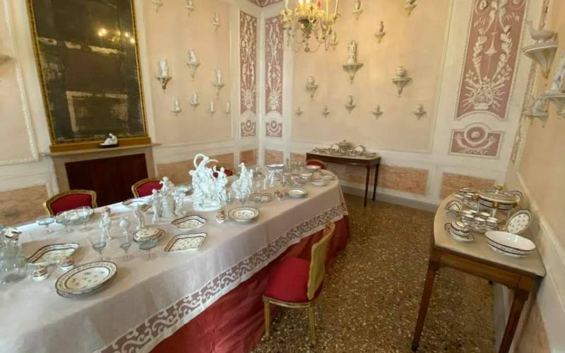 Palazzo Querini Stampalia, la sala da pranzo con il tavolo preparato