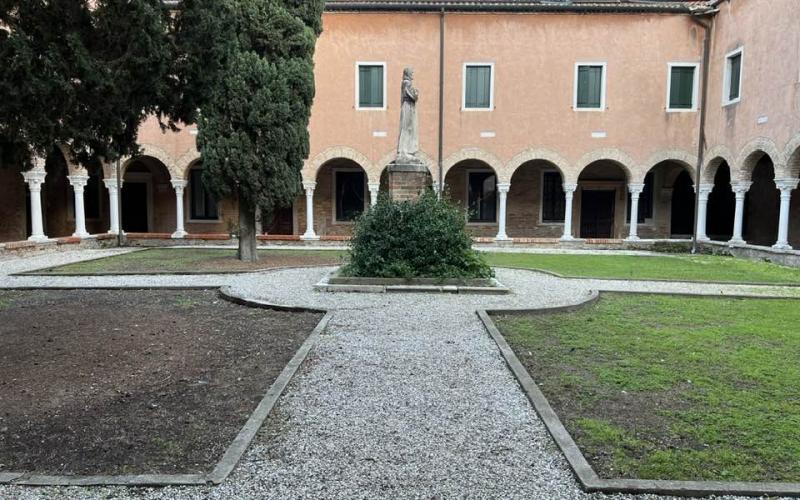 Chiostro e giardino del convento di San Francesco della Vigna