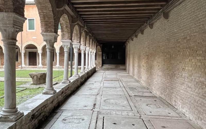 Chiostro e giardino del convento di San Francesco della Vigna