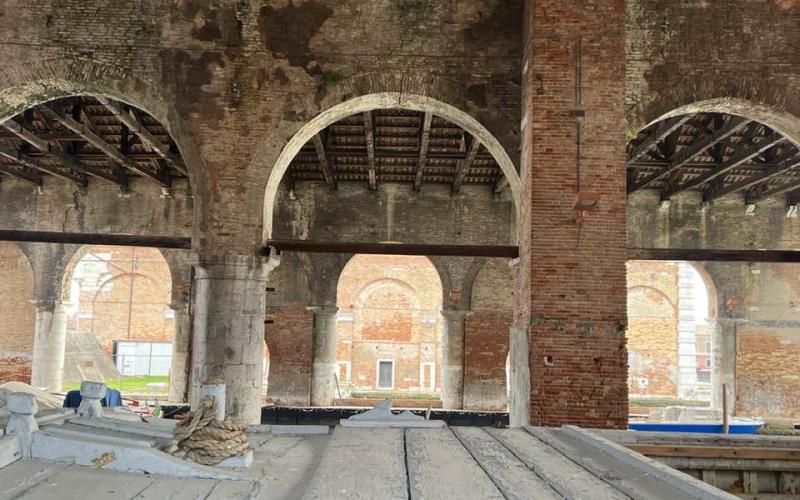 Darsena all'arsenale vecchio a Venezia