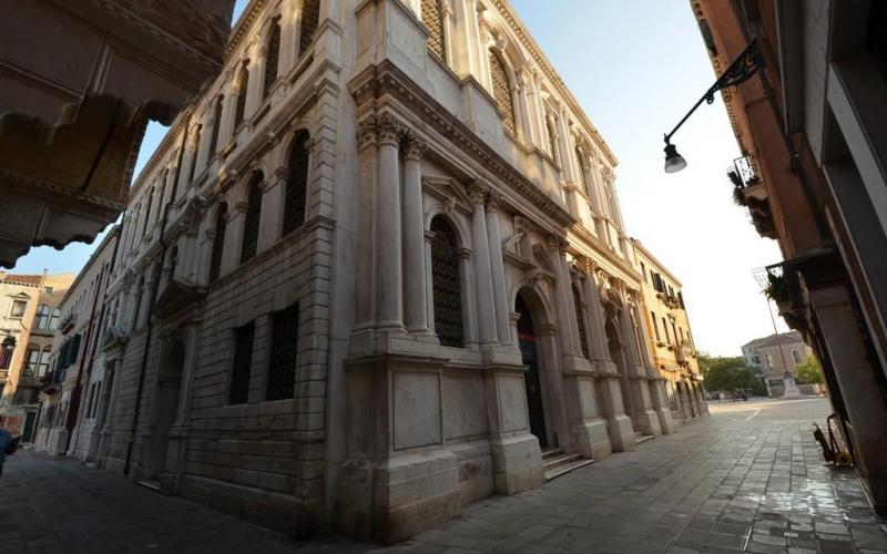 Scuola dei carmini edificata in stile Barocco Veneziano