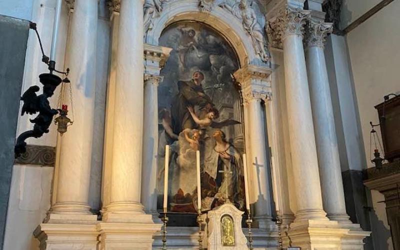 Basilica della Salute, altare di San Antonio 