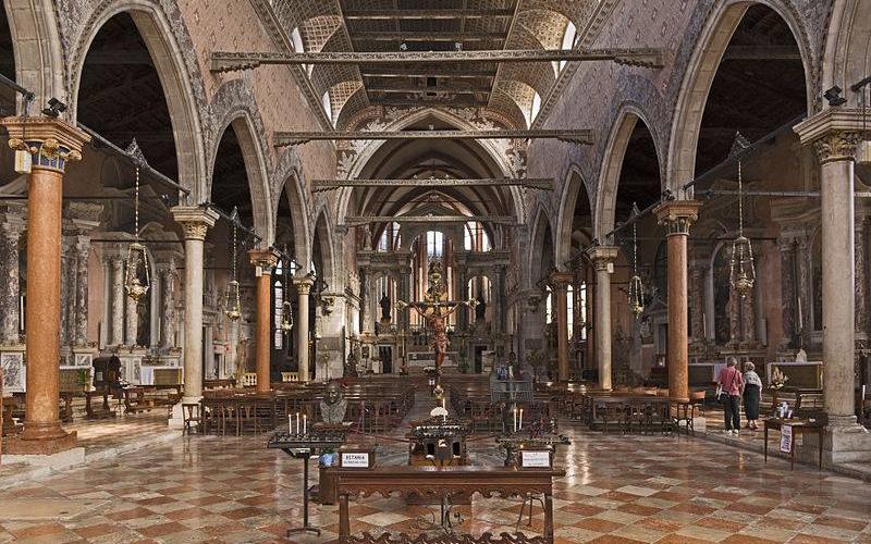 Chiesa di Santo Stefano a Venezia: gli interni