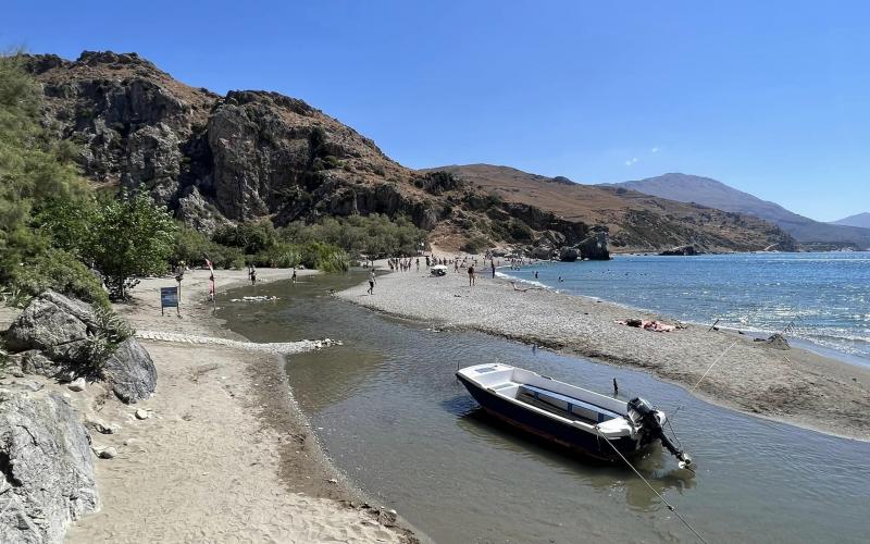 Preveli beach, il fiumiciattolo che sfocia nella spiaggia