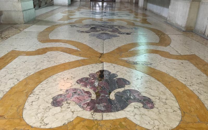 Pavimenti dello scalone di Palazzo Grassi