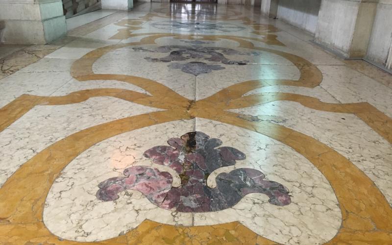 Pavimenti dello scalone di Palazzo Grassi