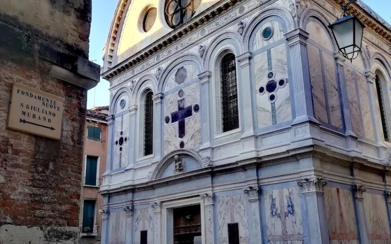 Facciata della Chiesa di Santa maria dei miracoli